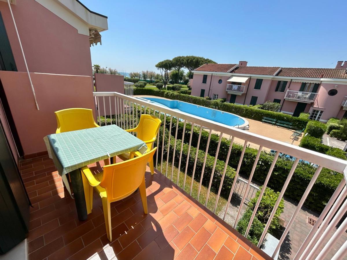 Appartamento Seaside Terrace & Pool Getaway Cavallino-Treporti Esterno foto